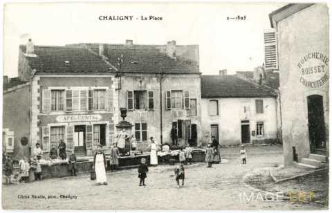 Place (Chaligny)